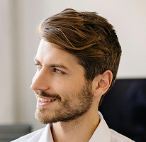 Headshot de Michael Brennan, directeur technique, spécialiste en fintech et en technologies crypto